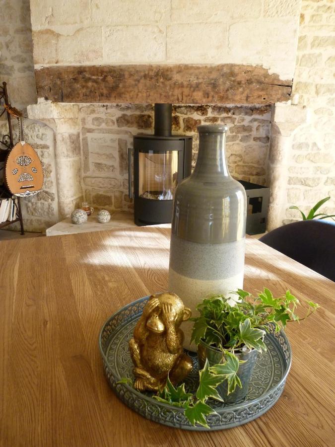 Logis De Pierre Levee Bed & Breakfast Bessines Bagian luar foto